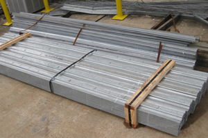 5 1/2 and 3 1/2 Keyway with 15" stakes